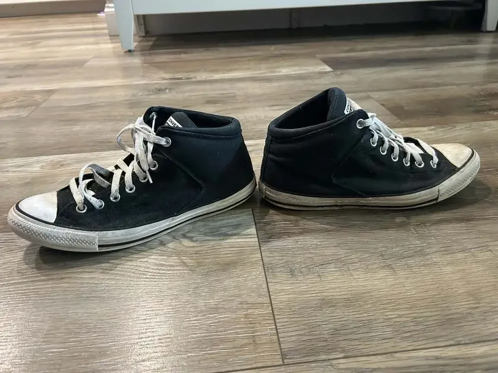 Converse Chuck Taylor All Star Black Canvas Mid Top Sneakers